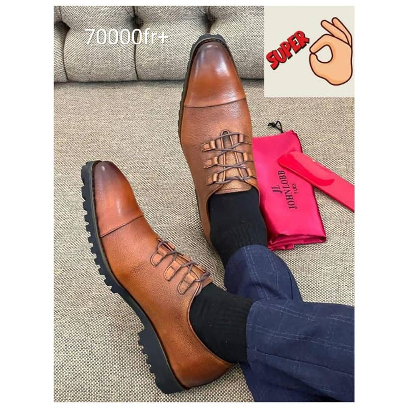 Soulier à lacets