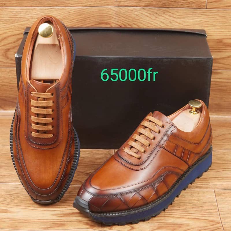 Soulier En Cuir A Lacets