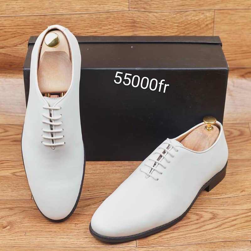 Soulier En Cuir A Lacets