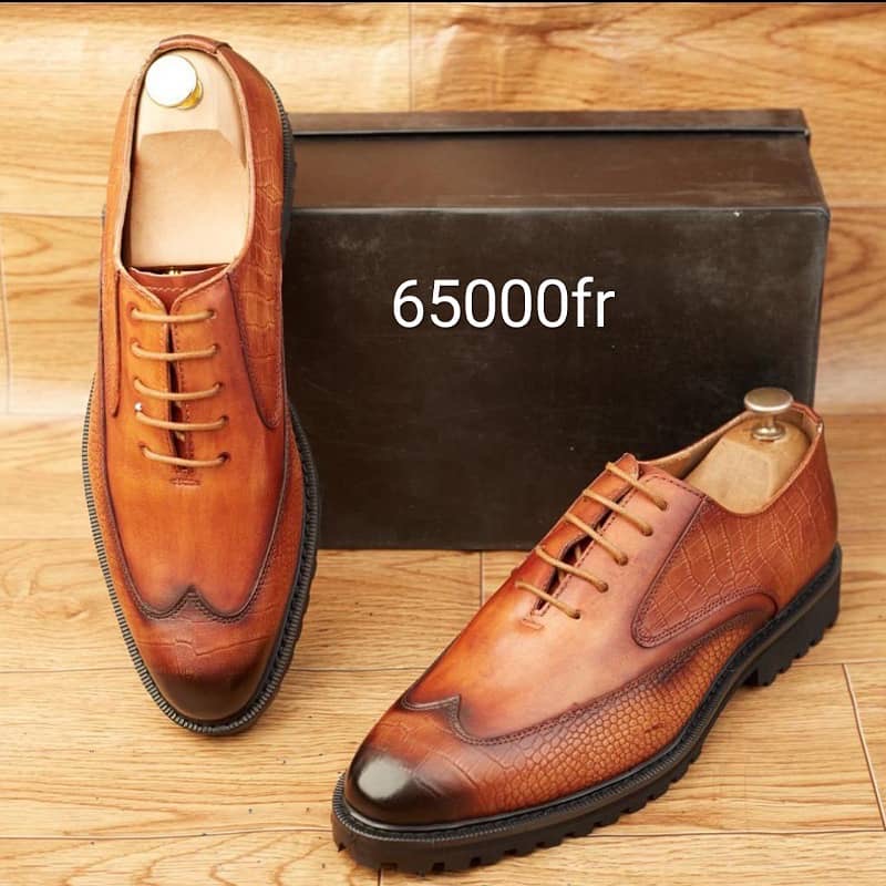Soulier En Cuir A Lacets