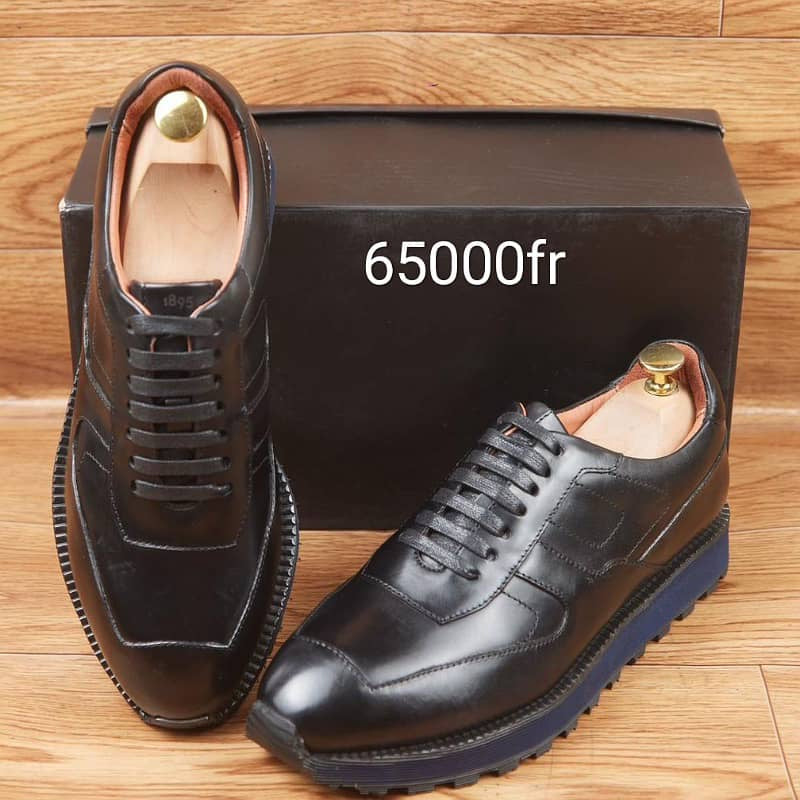 Soulier En Cuir A Lacets