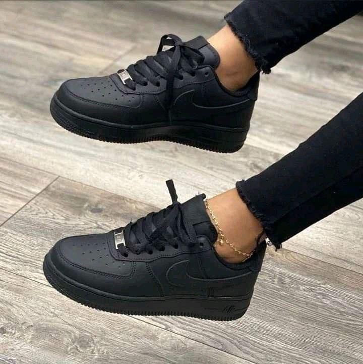 N!KE