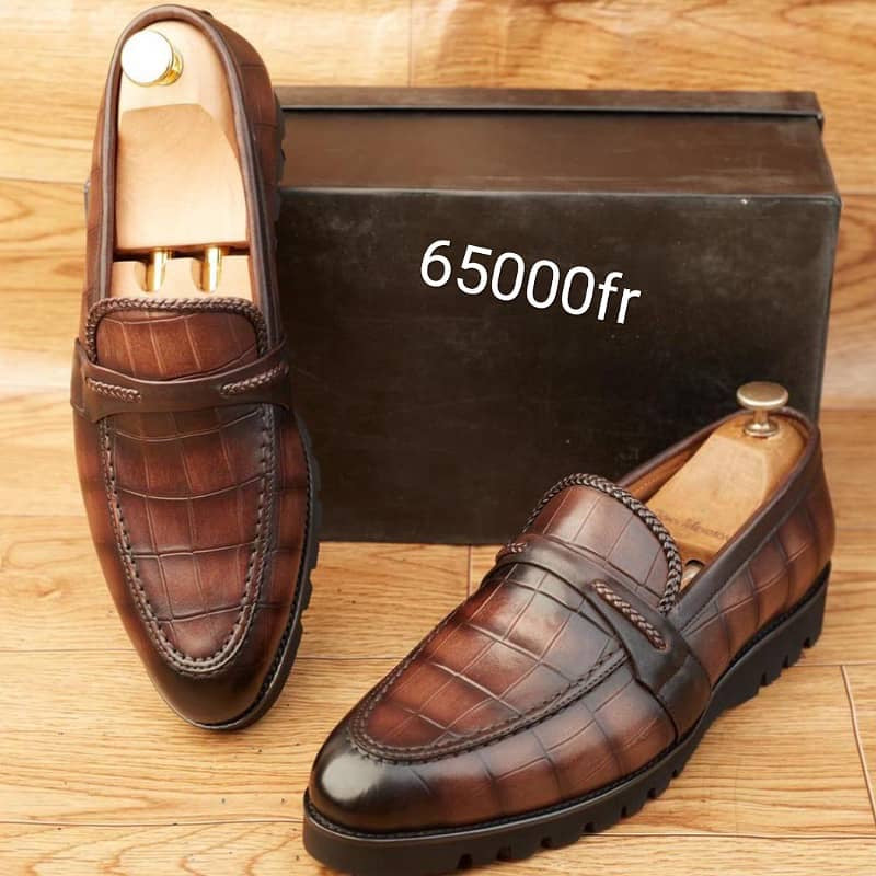 Soulier En Cuir A Lacets