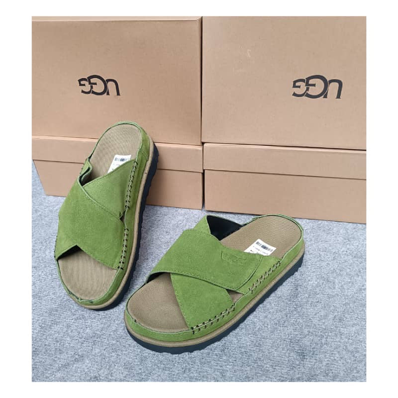 UGG
