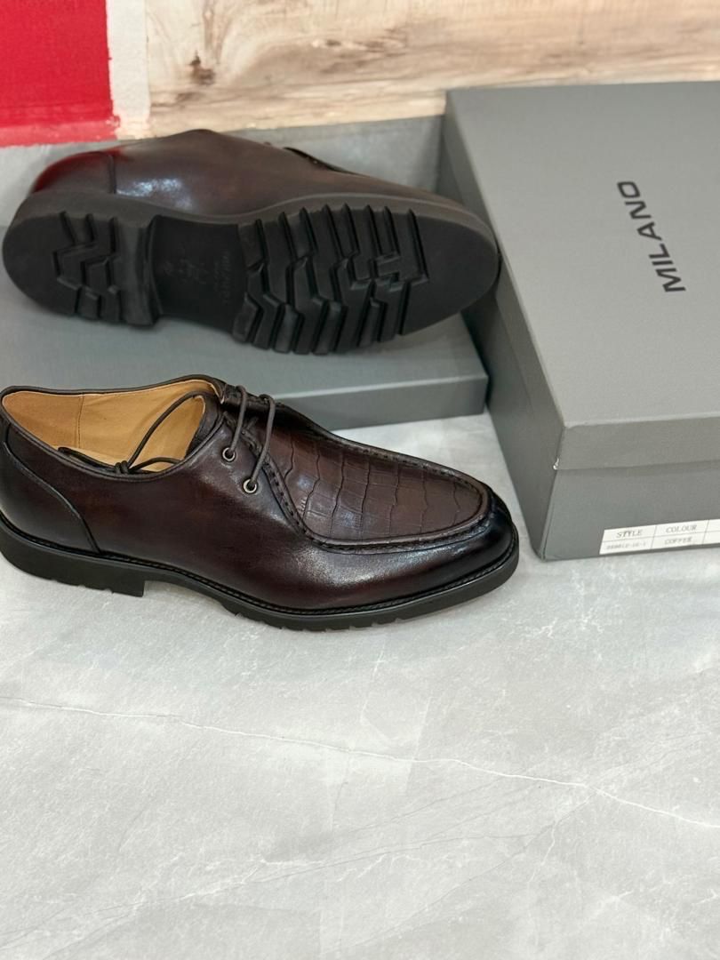 Soulier a lacets