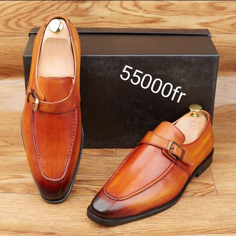 Soulier En Cuir A Lacets
