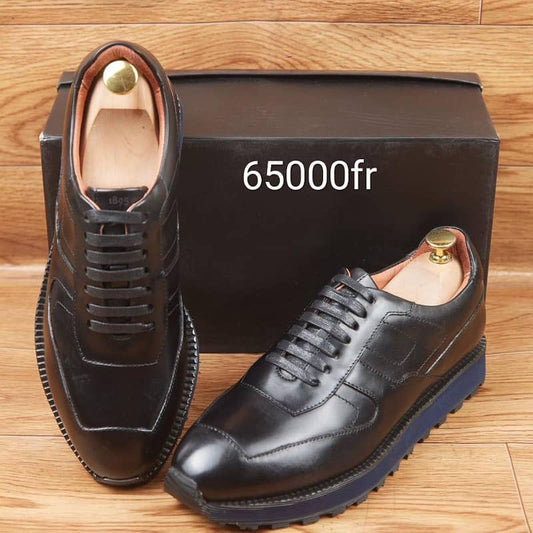 Soulier En Cuir A Lacets
