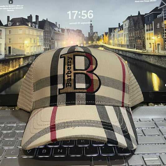 Casquette B