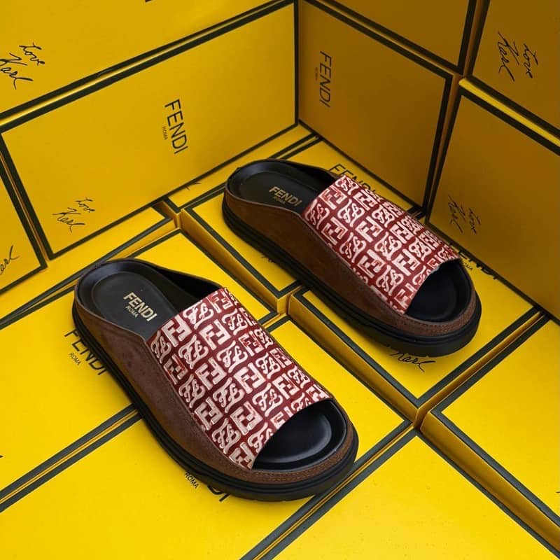 Sandales FENDI