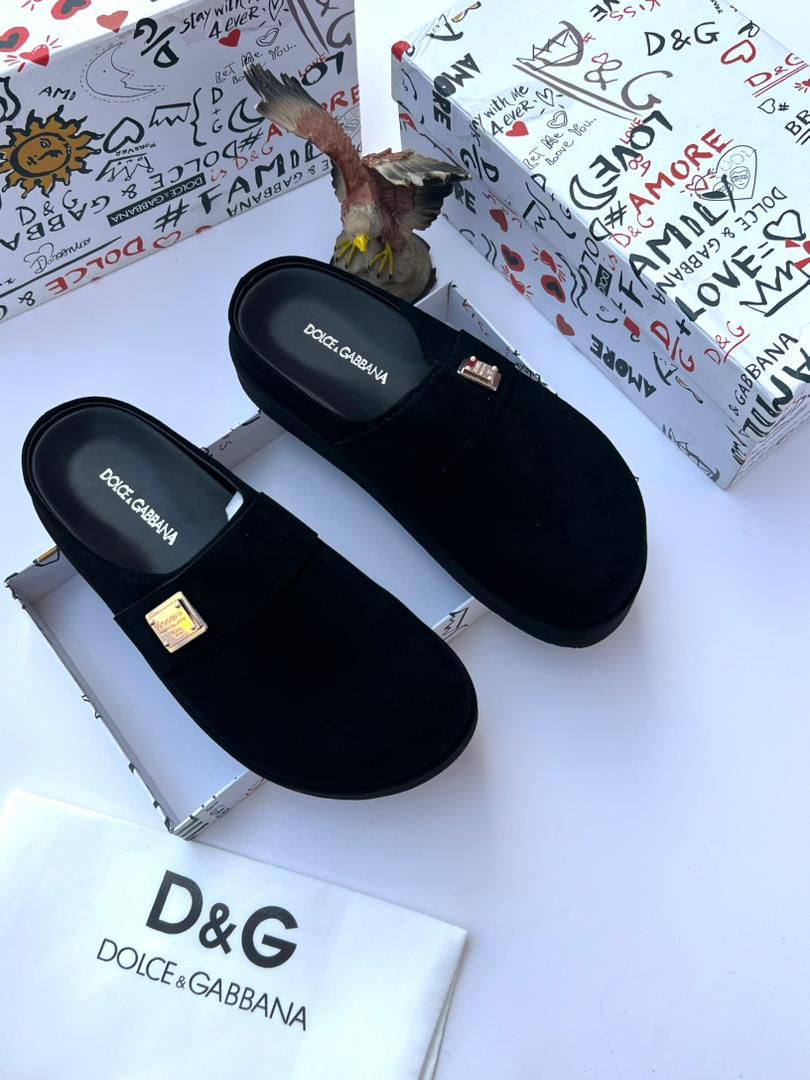 DOLC€ & Gabbana en bâche